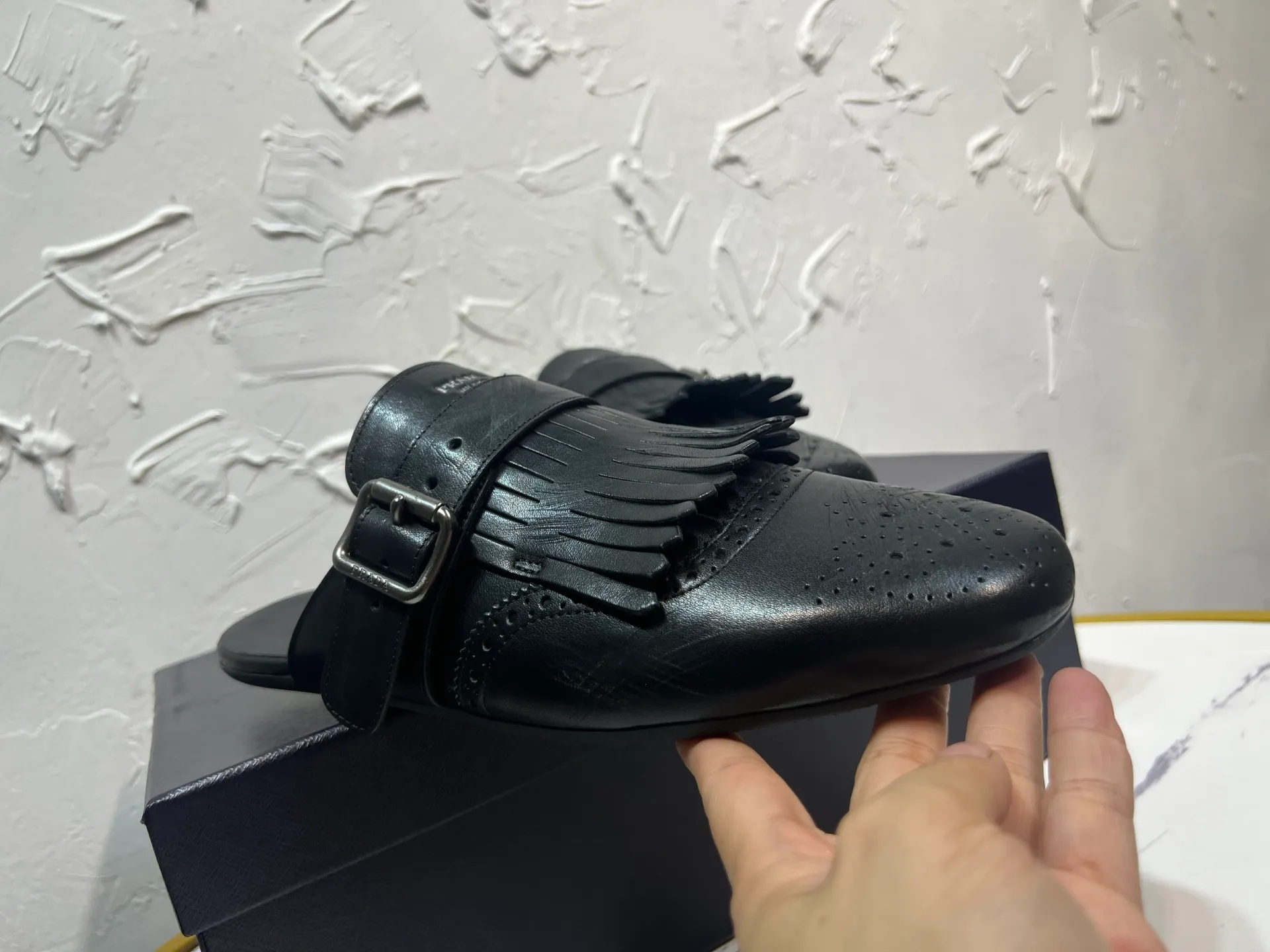 P780 prada derby2025 spring and autumn latest Prada slip-on retro men's Muleto shoes, Shuffle tassel strap Monk shoes, upper cowhide, lining and foot cowhide, rubber sole, black and brown 2-color original packaging Code number: 39-46
